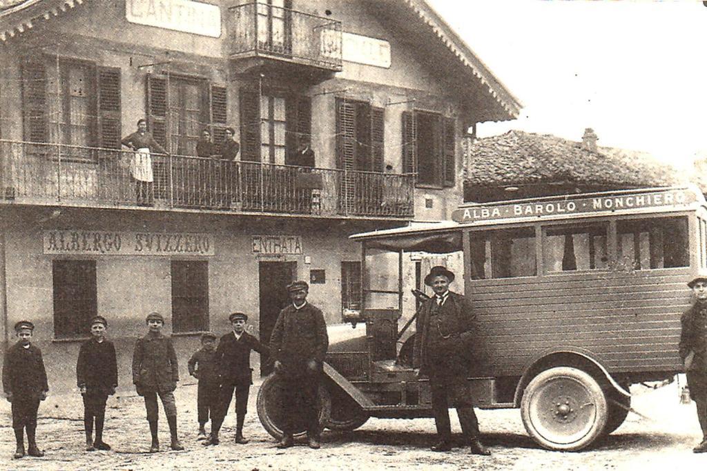 Casa Svizzera Agriturismo Bed & Breakfast Barolo Dış mekan fotoğraf